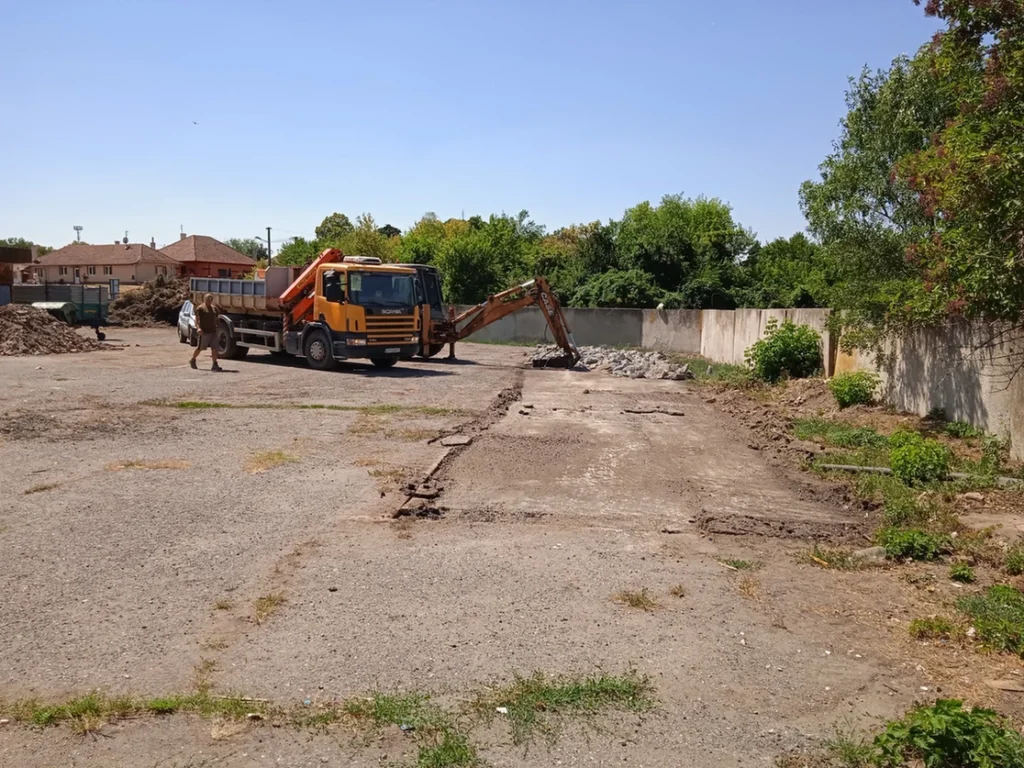 Zberný dvor Čata